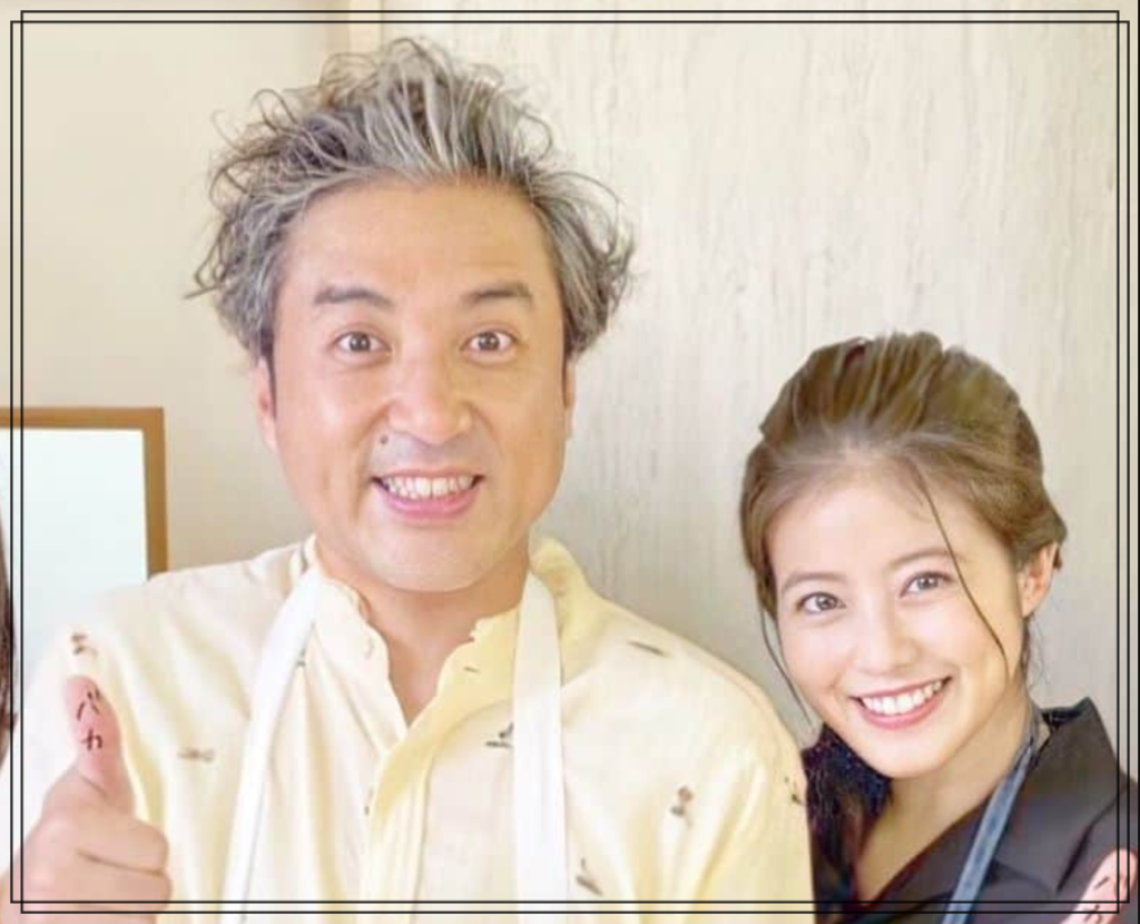 今田美桜さんとムロツヨシさんの画像